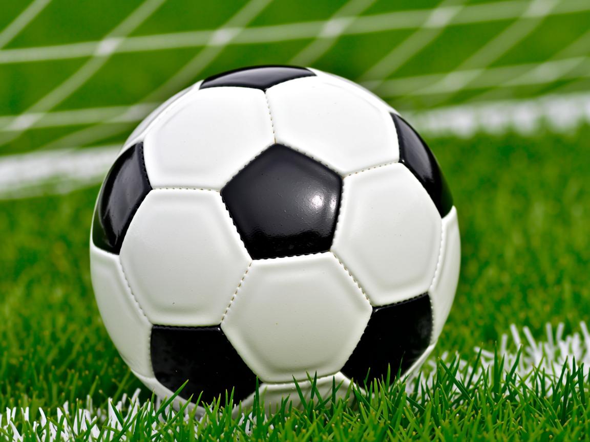 爱游戏体育娱乐-“台球之美：天府校区体育馆上演完美击球瞬间”  第3张